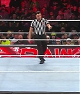 WWE_Monday_Night_Raw_2022_12_19_720p_HDTV_x264-NWCHD_mp4_005865464.jpg