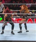 WWE_Monday_Night_Raw_2022_12_19_720p_HDTV_x264-NWCHD_mp4_005885083.jpg