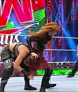 WWE_Monday_Night_Raw_2022_12_19_720p_HDTV_x264-NWCHD_mp4_005888687.jpg