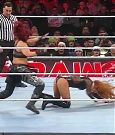 WWE_Monday_Night_Raw_2022_12_19_720p_HDTV_x264-NWCHD_mp4_005891890.jpg