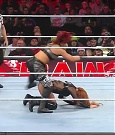 WWE_Monday_Night_Raw_2022_12_19_720p_HDTV_x264-NWCHD_mp4_005892290.jpg
