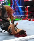WWE_Monday_Night_Raw_2022_12_19_720p_HDTV_x264-NWCHD_mp4_005897496.jpg