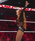 WWE_Monday_Night_Raw_2022_12_19_720p_HDTV_x264-NWCHD_mp4_005903502.jpg
