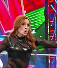 WWE_Monday_Night_Raw_2022_12_19_720p_HDTV_x264-NWCHD_mp4_005911910.jpg