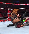 WWE_Monday_Night_Raw_2022_12_19_720p_HDTV_x264-NWCHD_mp4_005915514.jpg