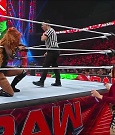 WWE_Monday_Night_Raw_2022_12_19_720p_HDTV_x264-NWCHD_mp4_005927926.jpg