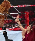WWE_Monday_Night_Raw_2022_12_19_720p_HDTV_x264-NWCHD_mp4_005931129.jpg