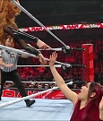 WWE_Monday_Night_Raw_2022_12_19_720p_HDTV_x264-NWCHD_mp4_005932731.jpg