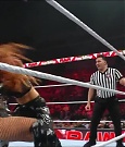 WWE_Monday_Night_Raw_2022_12_19_720p_HDTV_x264-NWCHD_mp4_005934332.jpg