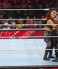 WWE_Monday_Night_Raw_2022_12_19_720p_HDTV_x264-NWCHD_mp4_005943942.jpg