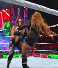WWE_Monday_Night_Raw_2022_12_19_720p_HDTV_x264-NWCHD_mp4_005950348.jpg