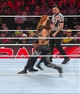 WWE_Monday_Night_Raw_2022_12_19_720p_HDTV_x264-NWCHD_mp4_005955954.jpg