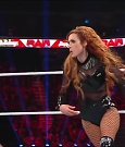 WWE_Monday_Night_Raw_2022_12_19_720p_HDTV_x264-NWCHD_mp4_005958356.jpg