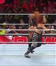 WWE_Monday_Night_Raw_2022_12_19_720p_HDTV_x264-NWCHD_mp4_005965964.jpg