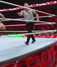 WWE_Monday_Night_Raw_2022_12_19_720p_HDTV_x264-NWCHD_mp4_005969968.jpg