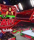 WWE_Monday_Night_Raw_2022_12_19_720p_HDTV_x264-NWCHD_mp4_006009908.jpg