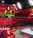 WWE_Monday_Night_Raw_2022_12_19_720p_HDTV_x264-NWCHD_mp4_006010309.jpg