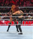 WWE_Monday_Night_Raw_2022_12_19_720p_HDTV_x264-NWCHD_mp4_006025924.jpg