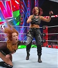 WWE_Monday_Night_Raw_2022_12_19_720p_HDTV_x264-NWCHD_mp4_006048747.jpg