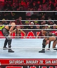 WWE_Monday_Night_Raw_2022_12_19_720p_HDTV_x264-NWCHD_mp4_006083816.jpg