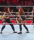 WWE_Monday_Night_Raw_2022_12_19_720p_HDTV_x264-NWCHD_mp4_006094793.jpg