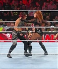 WWE_Monday_Night_Raw_2022_12_19_720p_HDTV_x264-NWCHD_mp4_006097196.jpg