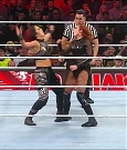 WWE_Monday_Night_Raw_2022_12_19_720p_HDTV_x264-NWCHD_mp4_006101433.jpg