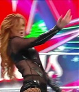WWE_Monday_Night_Raw_2022_12_19_720p_HDTV_x264-NWCHD_mp4_006112244~0.jpg