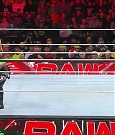 WWE_Monday_Night_Raw_2022_12_19_720p_HDTV_x264-NWCHD_mp4_006118650.jpg
