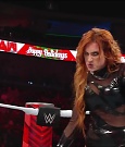 WWE_Monday_Night_Raw_2022_12_19_720p_HDTV_x264-NWCHD_mp4_006122654.jpg