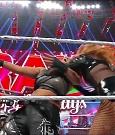 WWE_Monday_Night_Raw_2022_12_19_720p_HDTV_x264-NWCHD_mp4_006129061.jpg