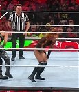 WWE_Monday_Night_Raw_2022_12_19_720p_HDTV_x264-NWCHD_mp4_006176308.jpg