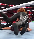 WWE_Monday_Night_Raw_2022_12_19_720p_HDTV_x264-NWCHD_mp4_006183916.jpg