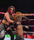 WWE_Monday_Night_Raw_2022_12_19_720p_HDTV_x264-NWCHD_mp4_006235968.jpg