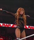 WWE_Monday_Night_Raw_2022_12_19_720p_HDTV_x264-NWCHD_mp4_006276408.jpg
