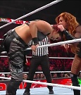WWE_Monday_Night_Raw_2022_12_19_720p_HDTV_x264-NWCHD_mp4_006284816.jpg