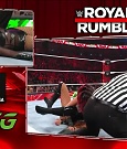 WWE_Monday_Night_Raw_2022_12_19_720p_HDTV_x264-NWCHD_mp4_006311643.jpg
