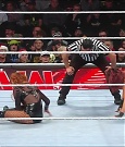 WWE_Monday_Night_Raw_2022_12_19_720p_HDTV_x264-NWCHD_mp4_006386118.jpg