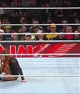 WWE_Monday_Night_Raw_2022_12_19_720p_HDTV_x264-NWCHD_mp4_006388120.jpg