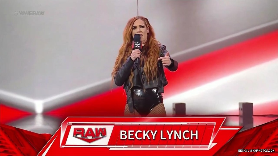 WWE_Monday_Night_Raw_2023_01_02_720p_HDTV_x264-NWCHD_mp4_004798197.jpg