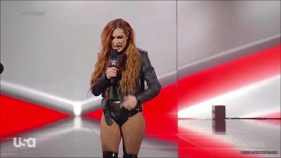 WWE_Monday_Night_Raw_2023_01_02_720p_HDTV_x264-NWCHD_mp4_004801401.jpg