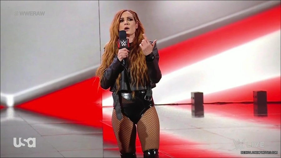 WWE_Monday_Night_Raw_2023_01_02_720p_HDTV_x264-NWCHD_mp4_004891491.jpg