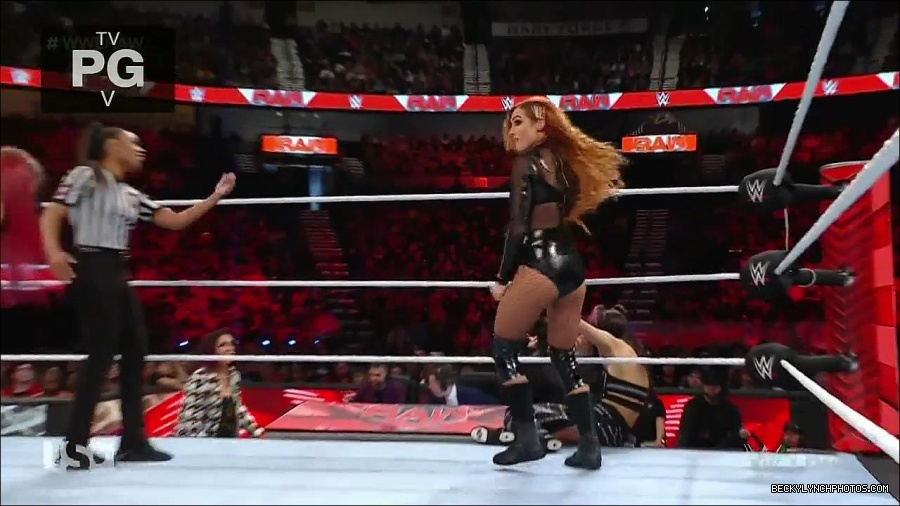 WWE_Monday_Night_Raw_2023_01_02_720p_HDTV_x264-NWCHD_mp4_004976376.jpg
