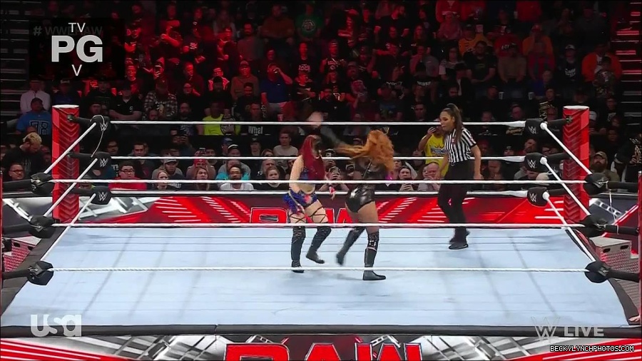 WWE_Monday_Night_Raw_2023_01_02_720p_HDTV_x264-NWCHD_mp4_004979179.jpg
