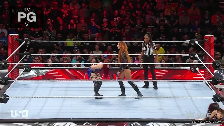 WWE_Monday_Night_Raw_2023_01_02_720p_HDTV_x264-NWCHD_mp4_004981181.jpg