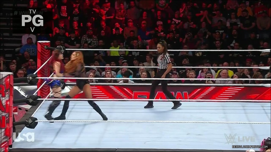 WWE_Monday_Night_Raw_2023_01_02_720p_HDTV_x264-NWCHD_mp4_004983183.jpg