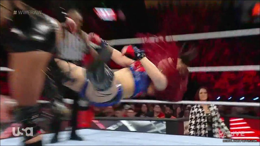 WWE_Monday_Night_Raw_2023_01_02_720p_HDTV_x264-NWCHD_mp4_004987988.jpg