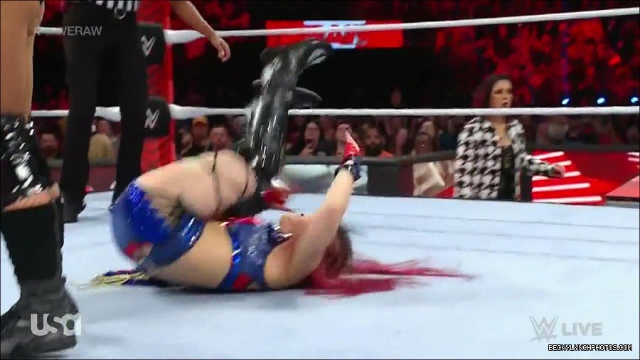 WWE_Monday_Night_Raw_2023_01_02_720p_HDTV_x264-NWCHD_mp4_004988388.jpg
