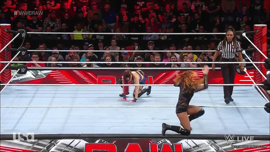 WWE_Monday_Night_Raw_2023_01_02_720p_HDTV_x264-NWCHD_mp4_004994795.jpg