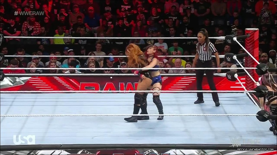 WWE_Monday_Night_Raw_2023_01_02_720p_HDTV_x264-NWCHD_mp4_005013080.jpg